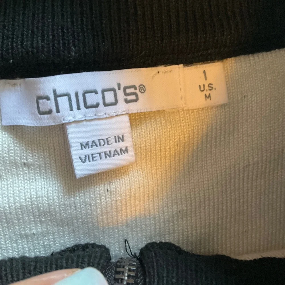 Chico's Full Zip Knit Cardigan Women 1 M Black White Scroll‎ Floral Mock Neck